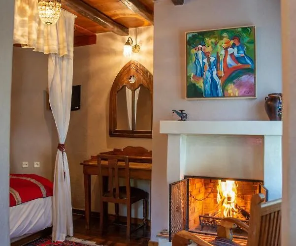 斯塔莫庄园旅馆 4*