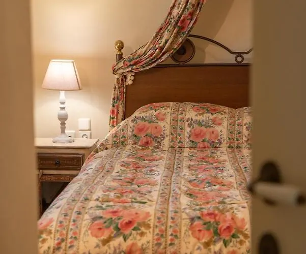 斯塔莫庄园旅馆 4*